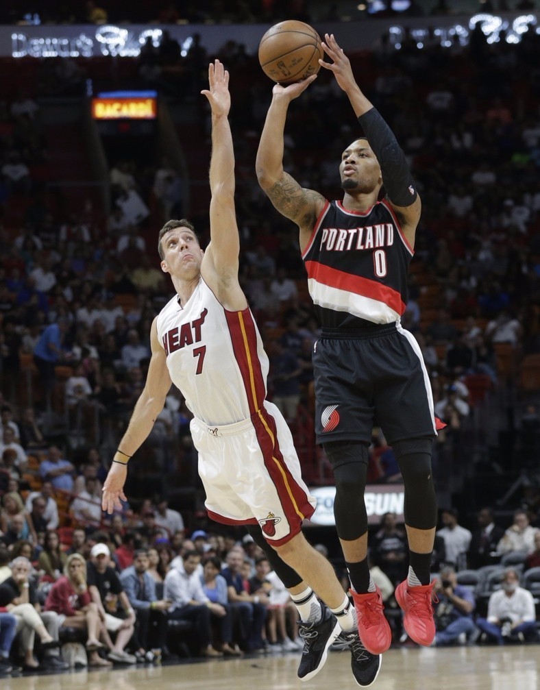 律和内部氛 律和内部氛