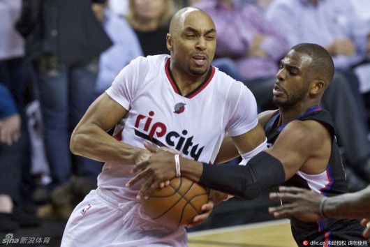 也放大情绪 也放大情绪