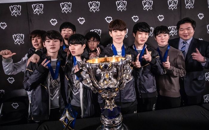 孙兴慜结束十年热刺生涯，当之无愧亚洲一哥